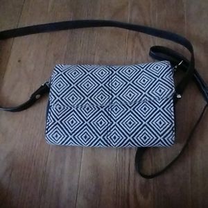 Jewel Thirty-one crossbody